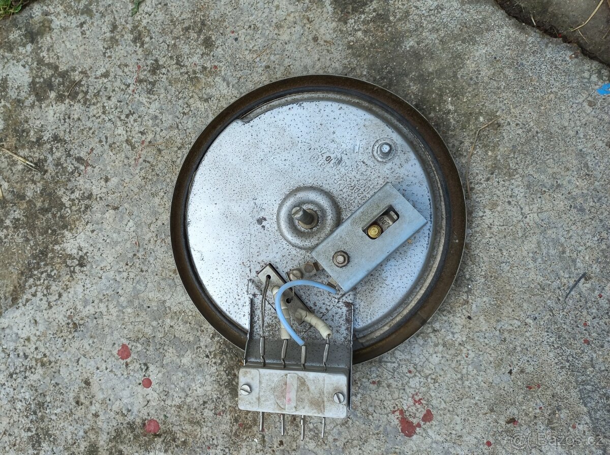 Prodám plotýnku TYP 2 - 131 - 3