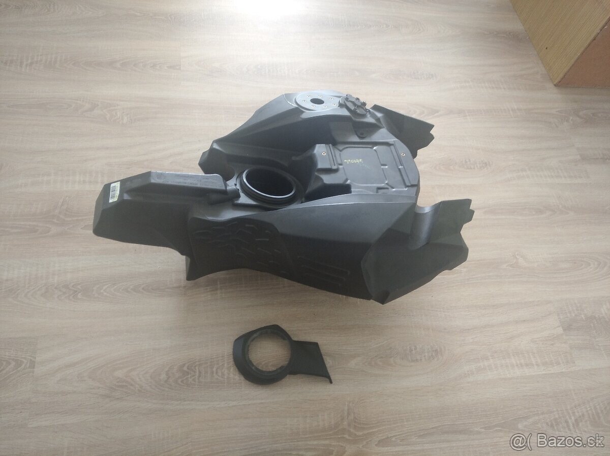 Bmw 800 gs Adventure nádrž - 3