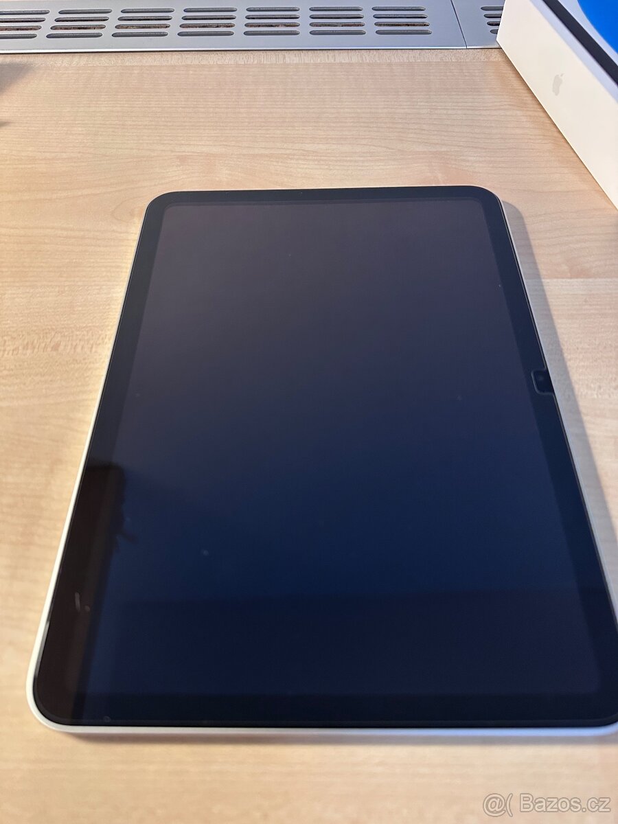 Apple iPad 10. gen 10.9” (64 GB, Wi-Fi) + klávesnice + obal - 3
