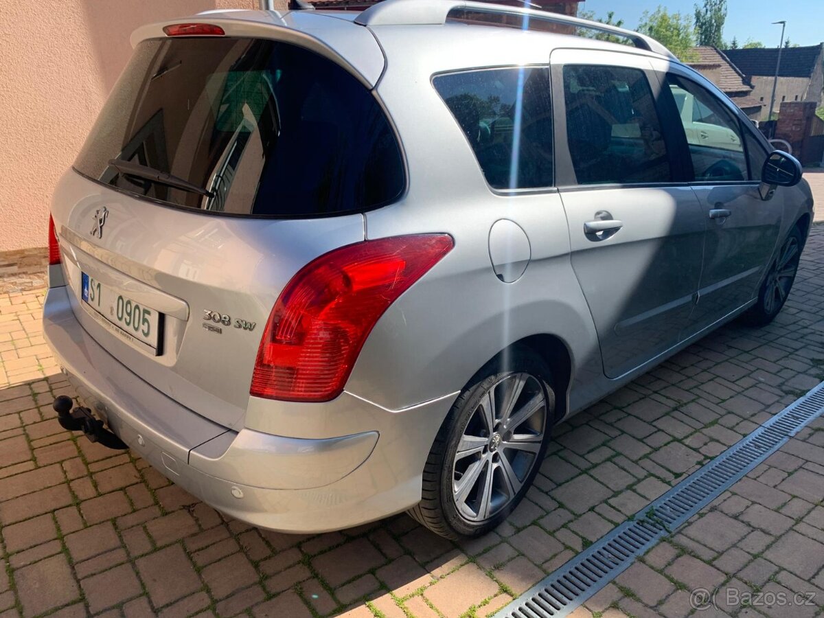 Peugeot 308 sw 1.6 Hdi 84kw 2014 rok.267000km. - 3