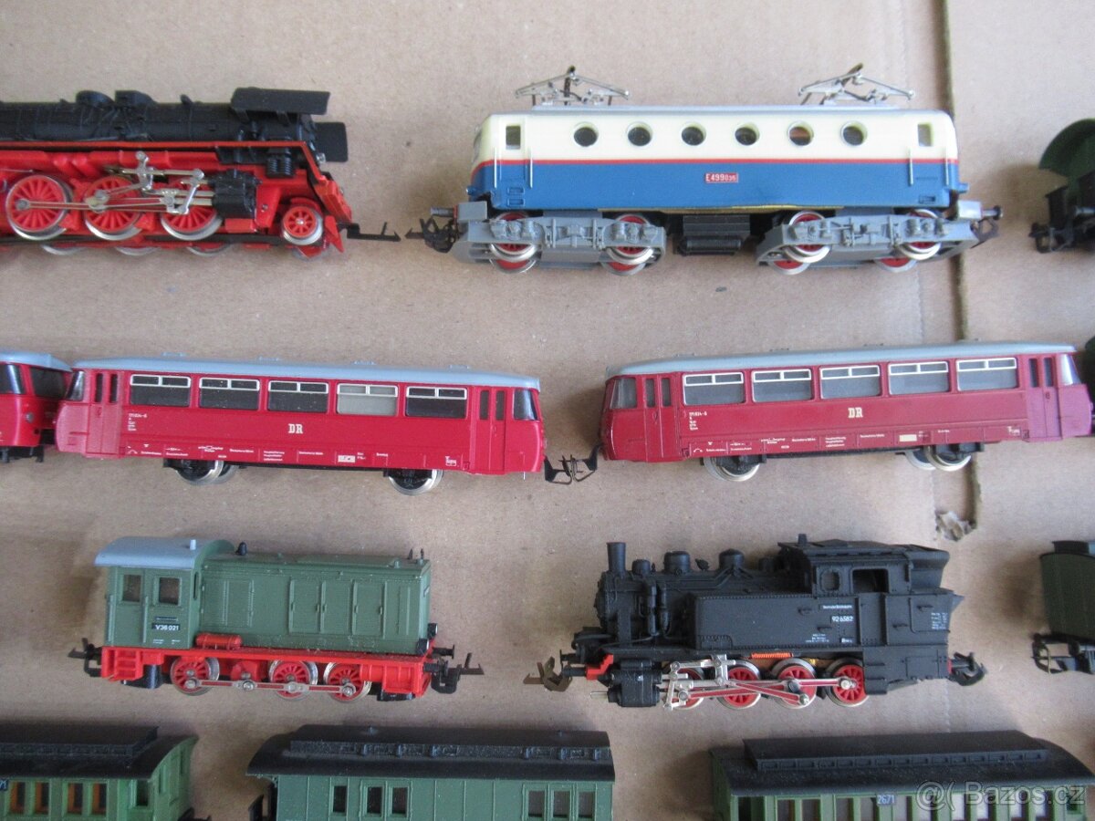 TT - Sbírka vláčky, mašinky - modelová železnice - 3