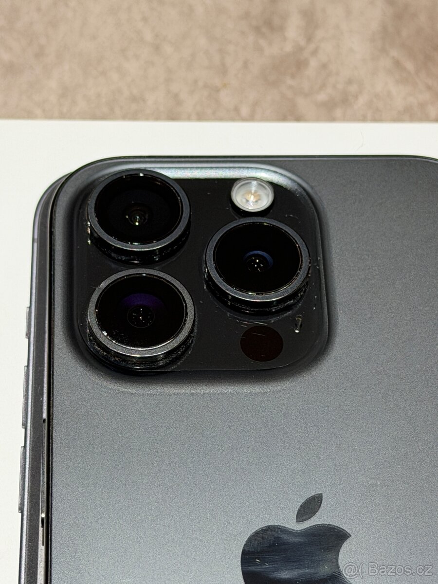 iPHONE 15 Pro BLACK 512 GB - 3