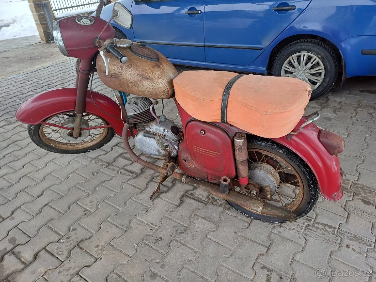 Jawa-Čz 150/352 - 3