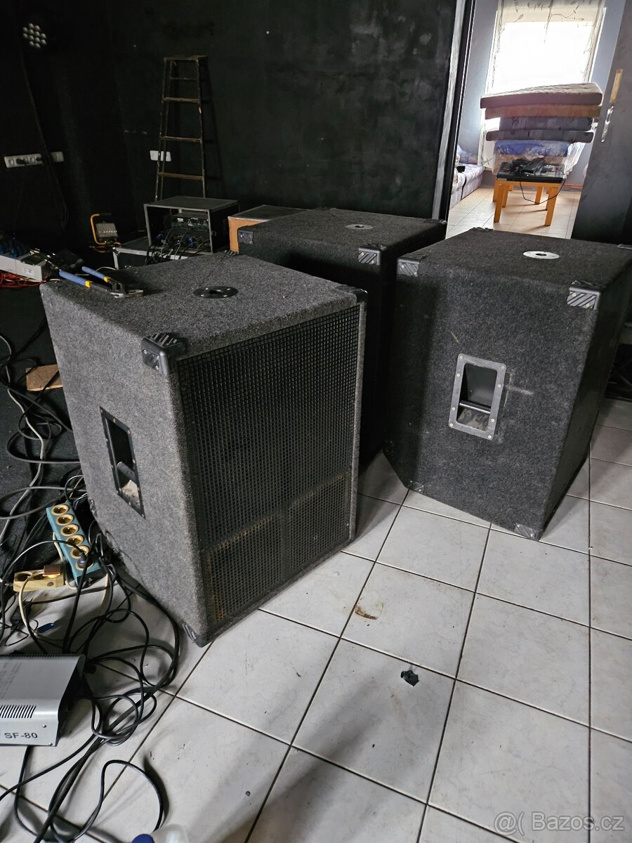 Prodám světelnou rampu s Evolit,pary ZbeamZ profesional - 3