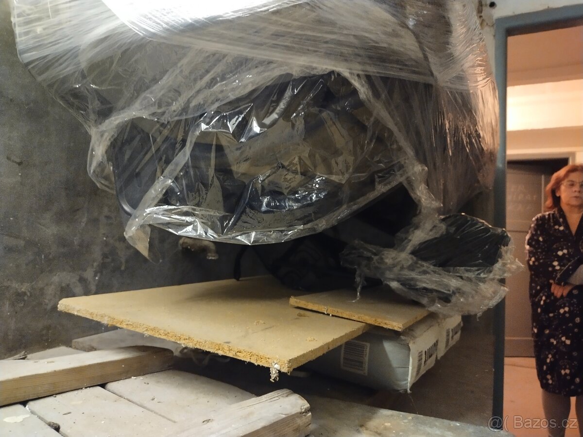 VW Transportér T5 sedačka.. - 3