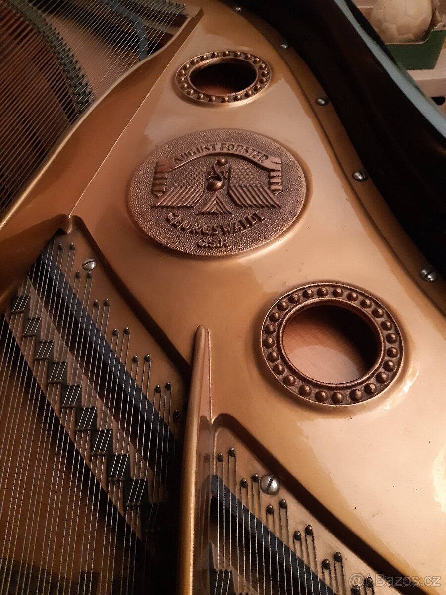 Klavír křídlo AUGUST FORSTER - 3