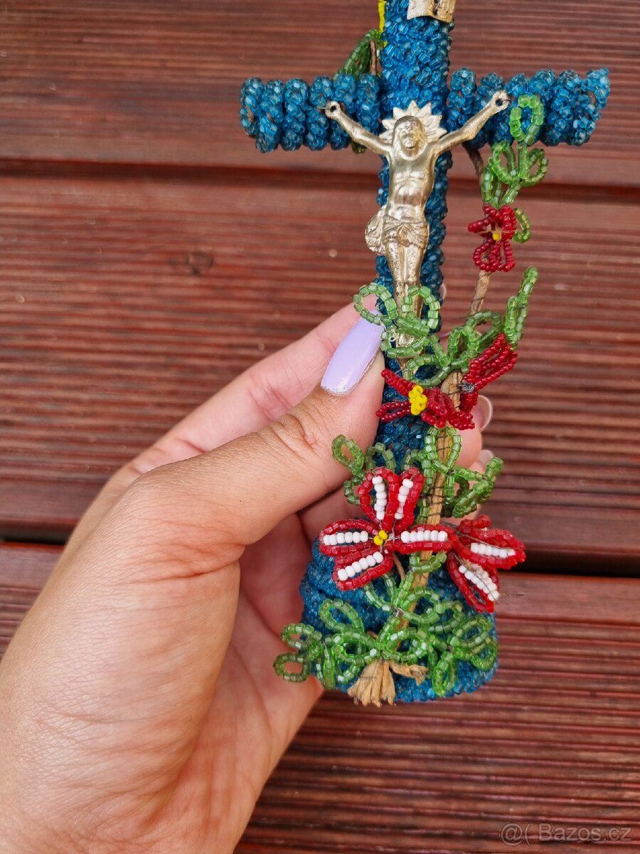 Historický stolní kříž s Ježíšem - 3