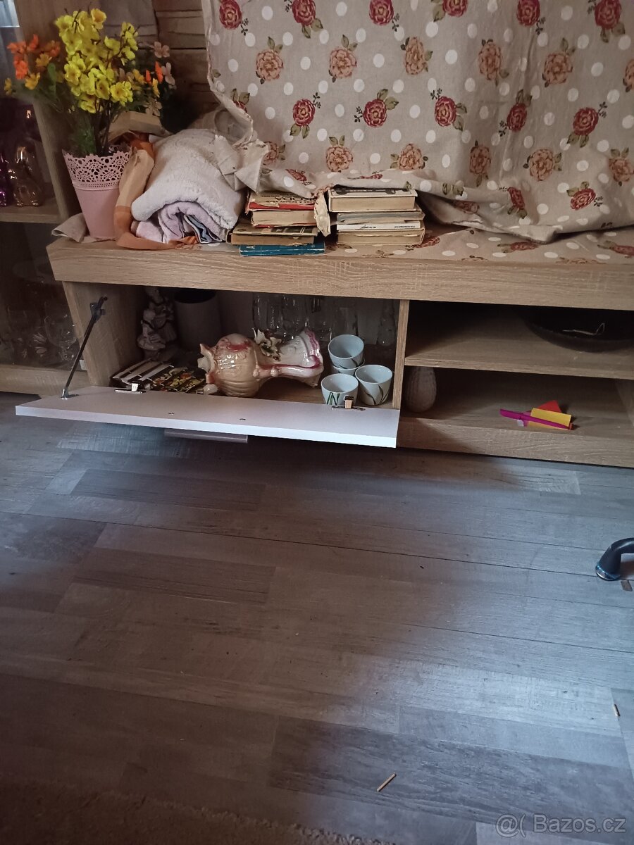 Obývací stěna - 3