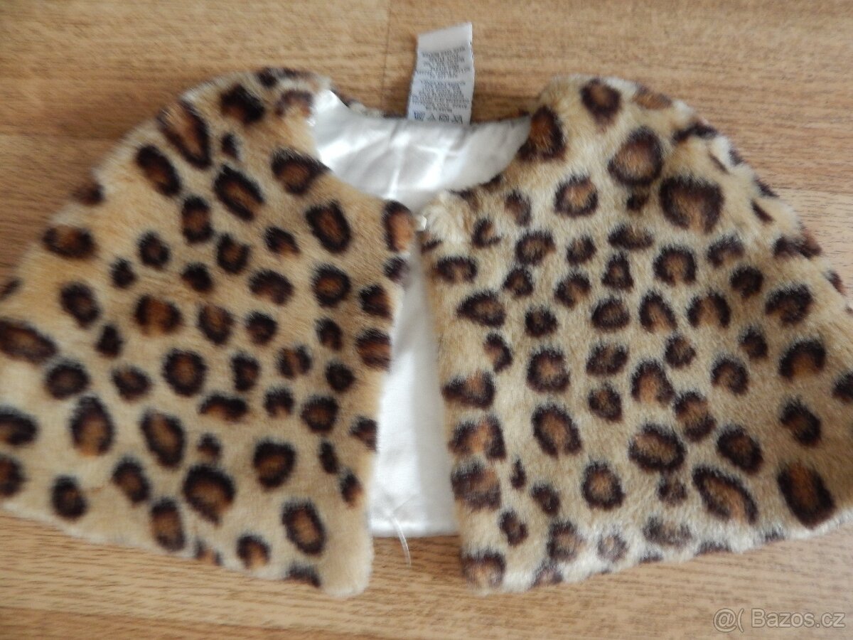 Různé dětské šály, čepice, rukavice a doplňky - 3