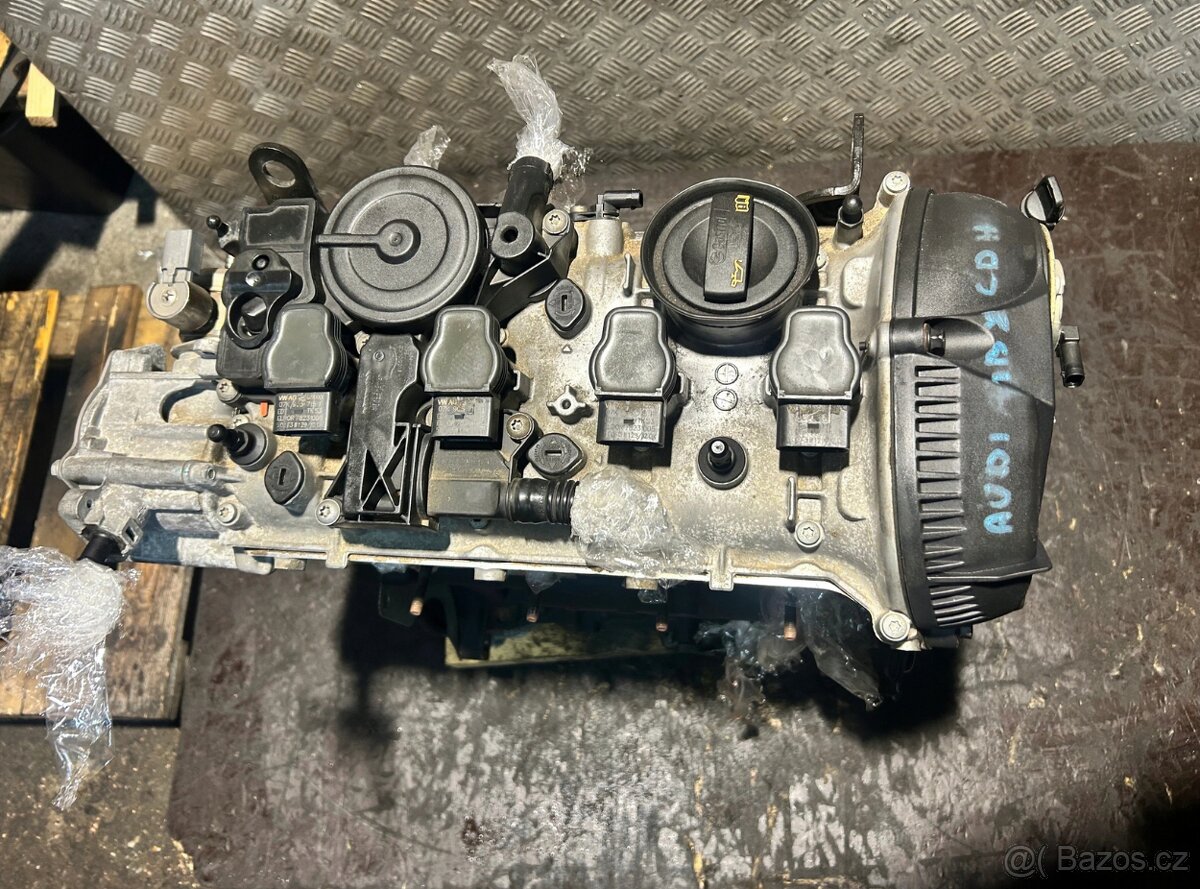 Audi A4 B8 motor 2.0TFSI RR4 - 3