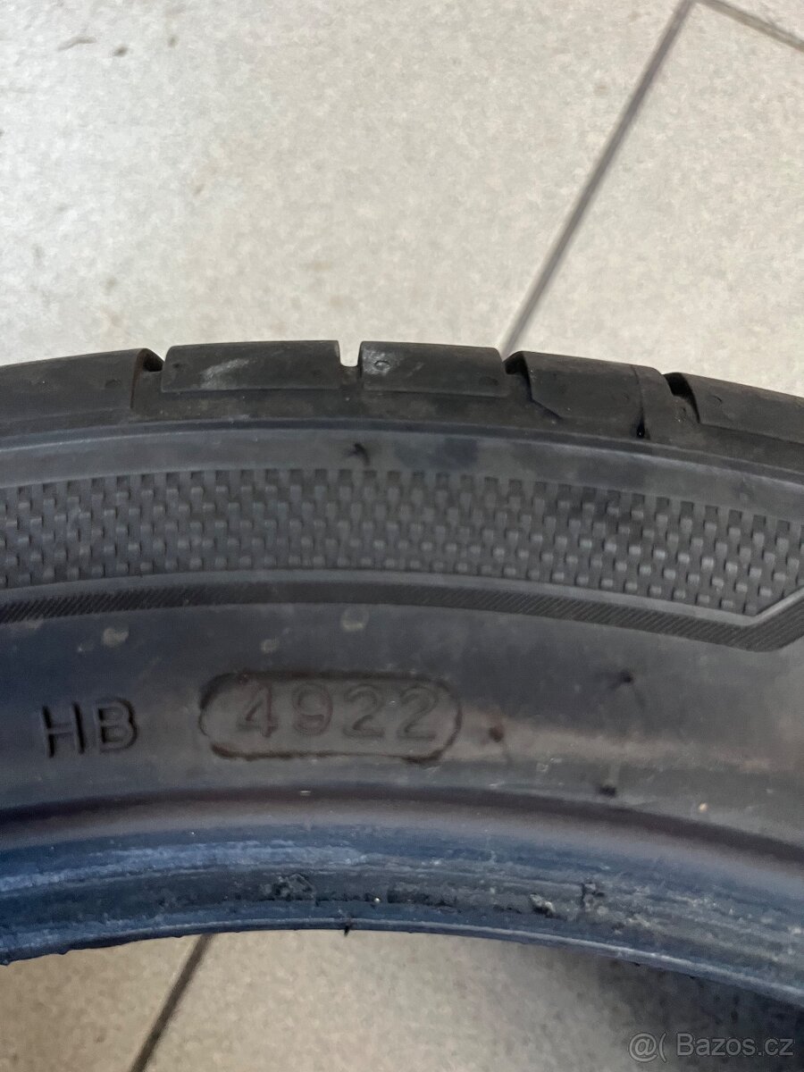 225/45 r18 hankook - 3