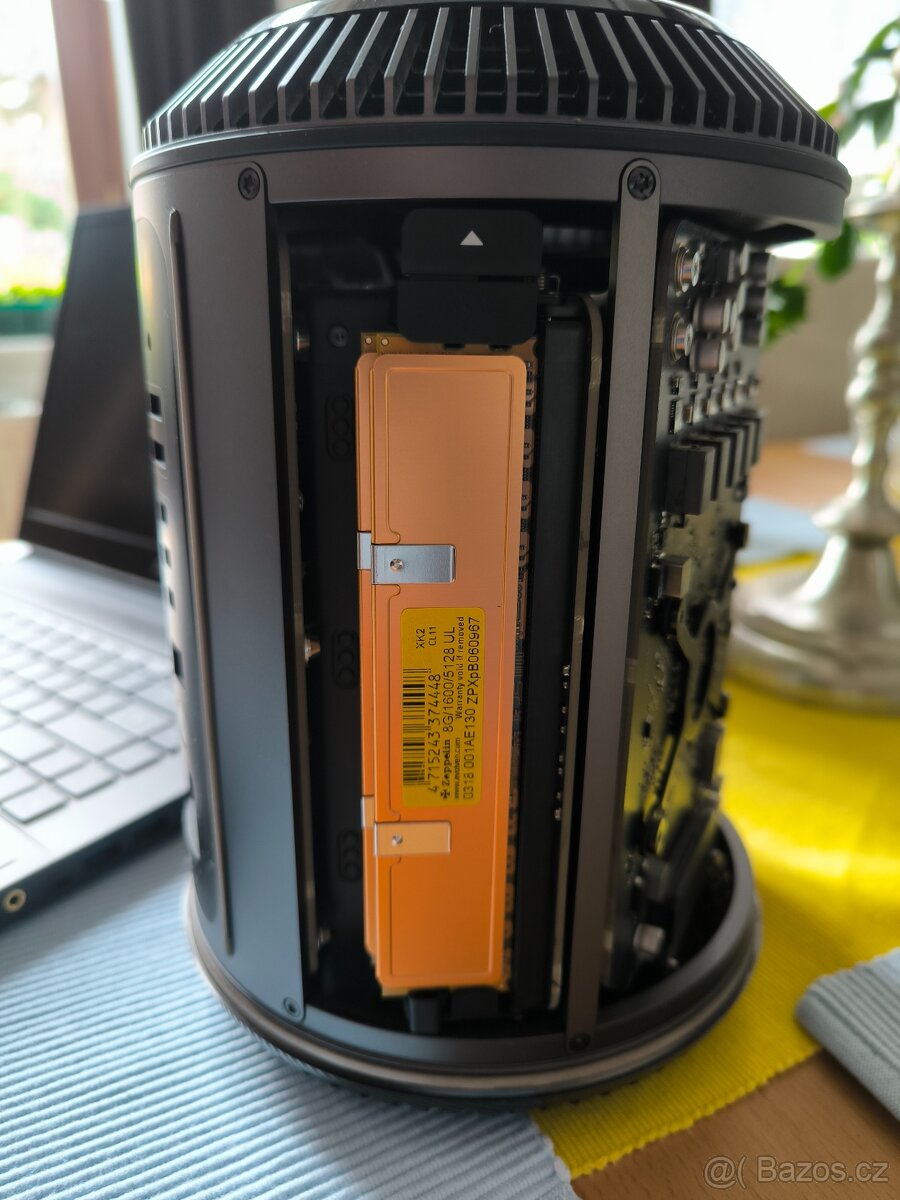 DUAL SETUP MSI GS66 Stealth, Apple Mac Pro Xeon + klávesnice - 3