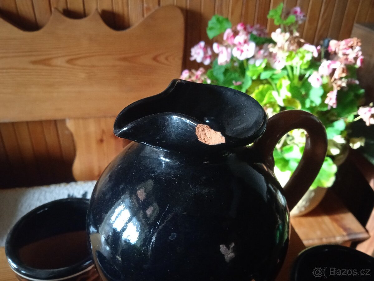 Keramický set láhev na víno s kalíšky - 3