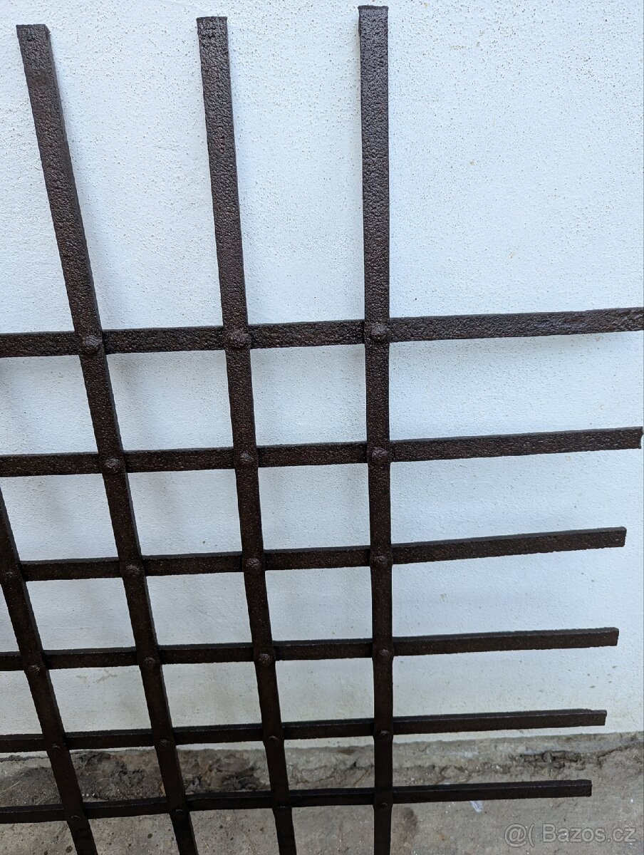 Železná mříž - velmi pěkná c. nabídněte - 3
