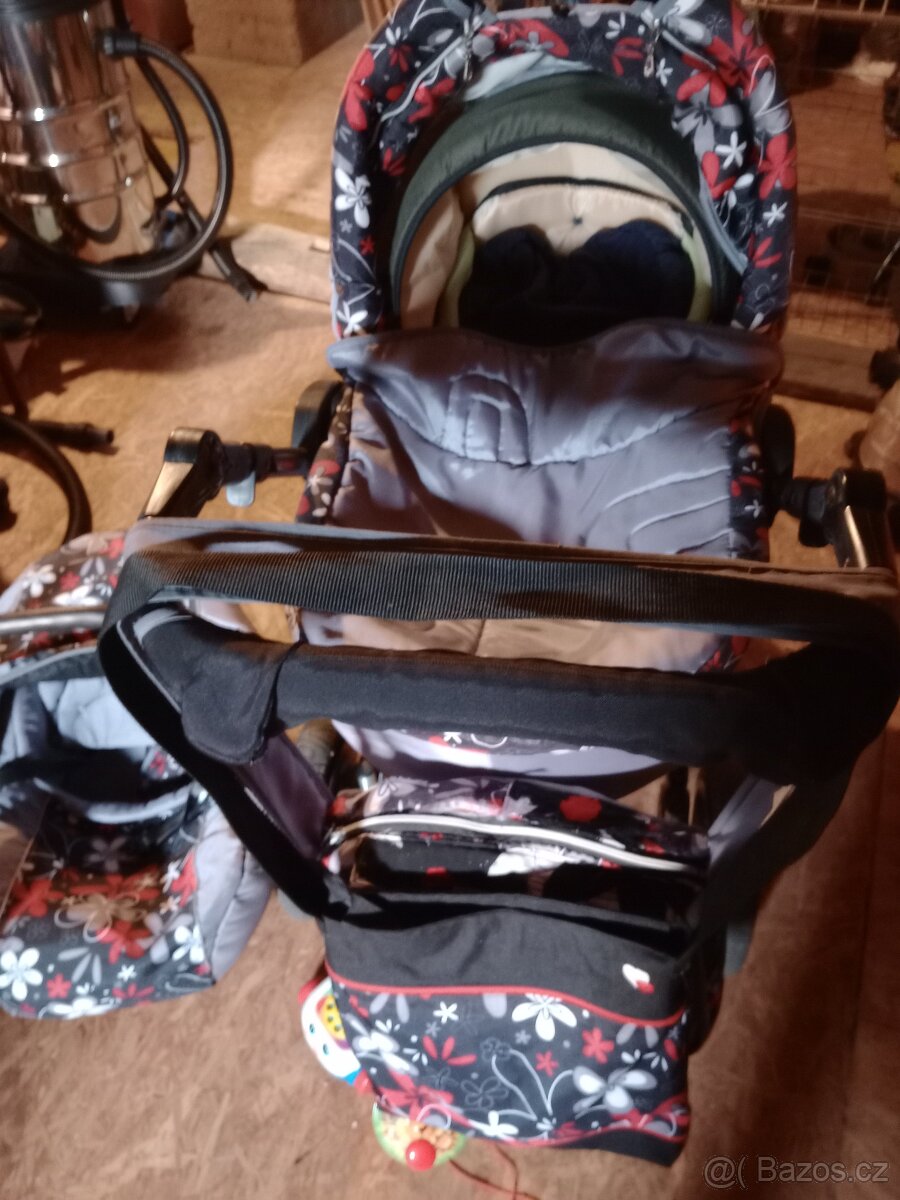 Kočárek, vajíčko, sedačka - 3