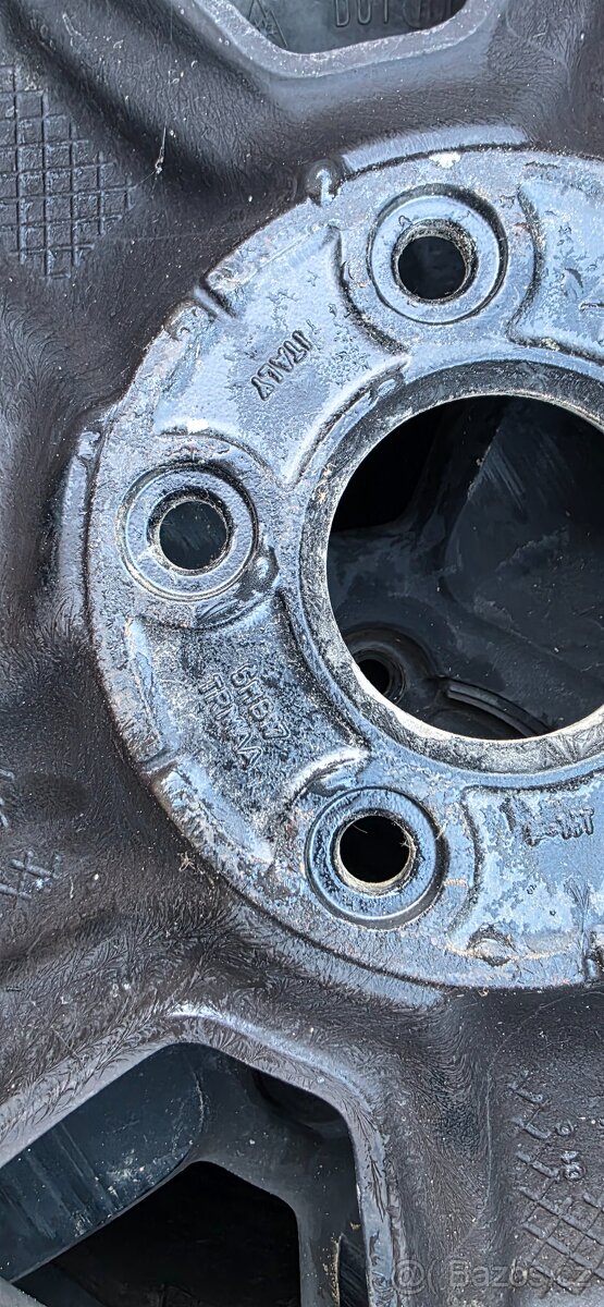 Prodám alu kola 235/65/r17 - 3