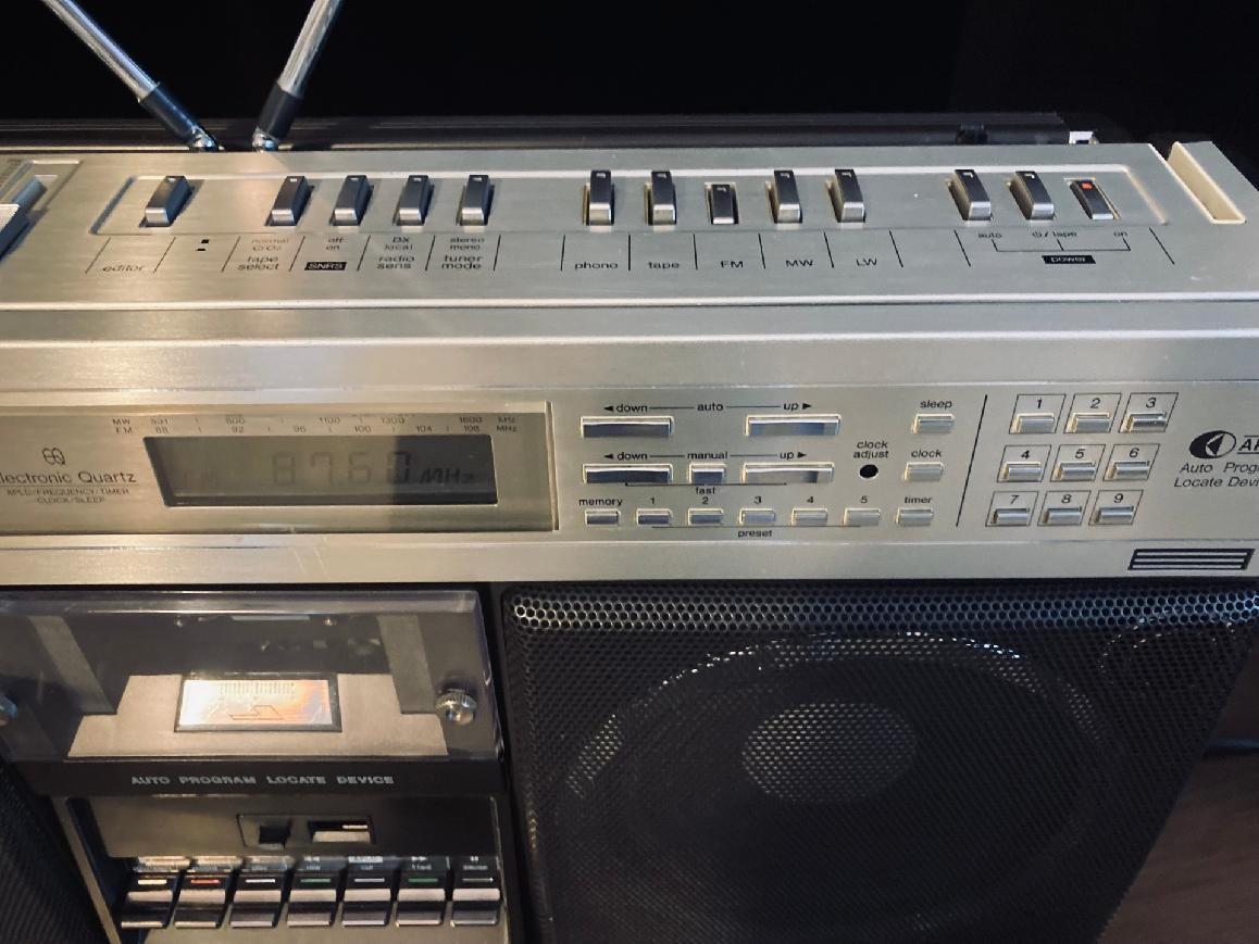 Sharp GF 9595 - super stav - 3