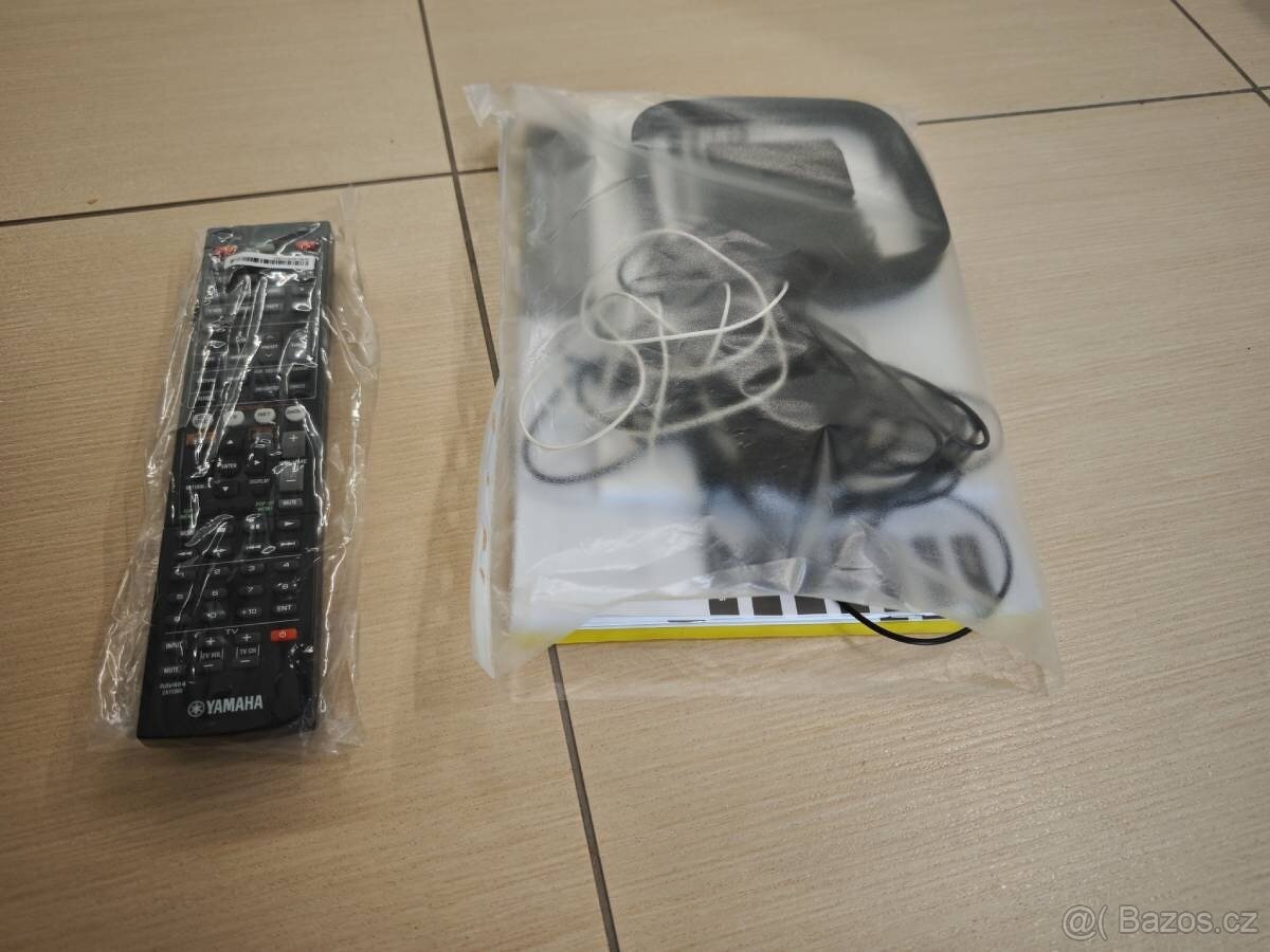 Prodám 5.1. receiver Yamaha RX-V473 - 3