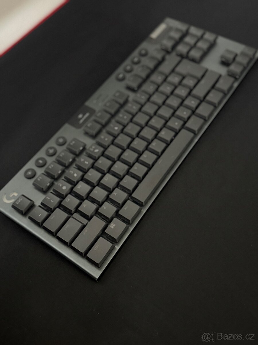 Logitech G915 x lightspeed TKL – bezdrátová mechanická kláve - 3