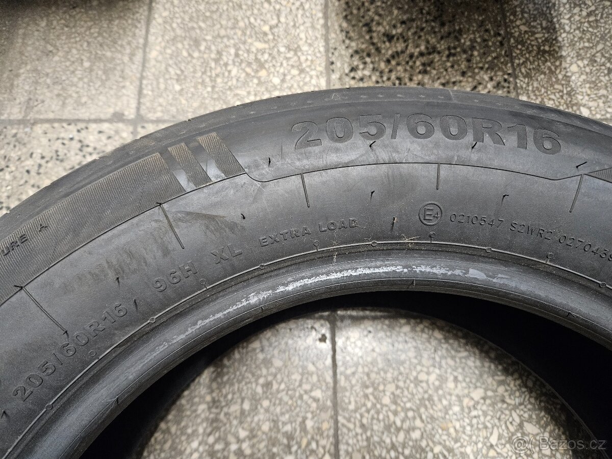 205/60 R16 - 3