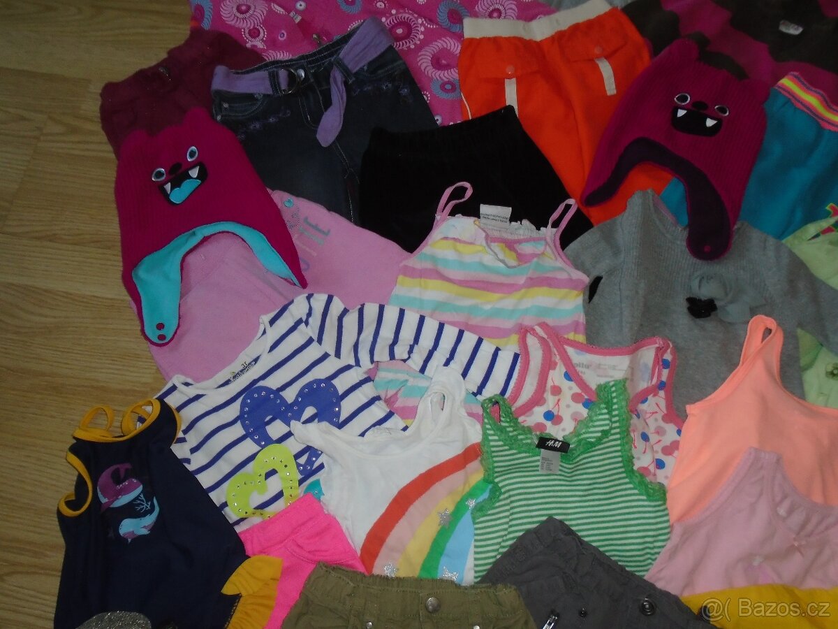 balík oblečení vel. 98 až 104 na holku - 3