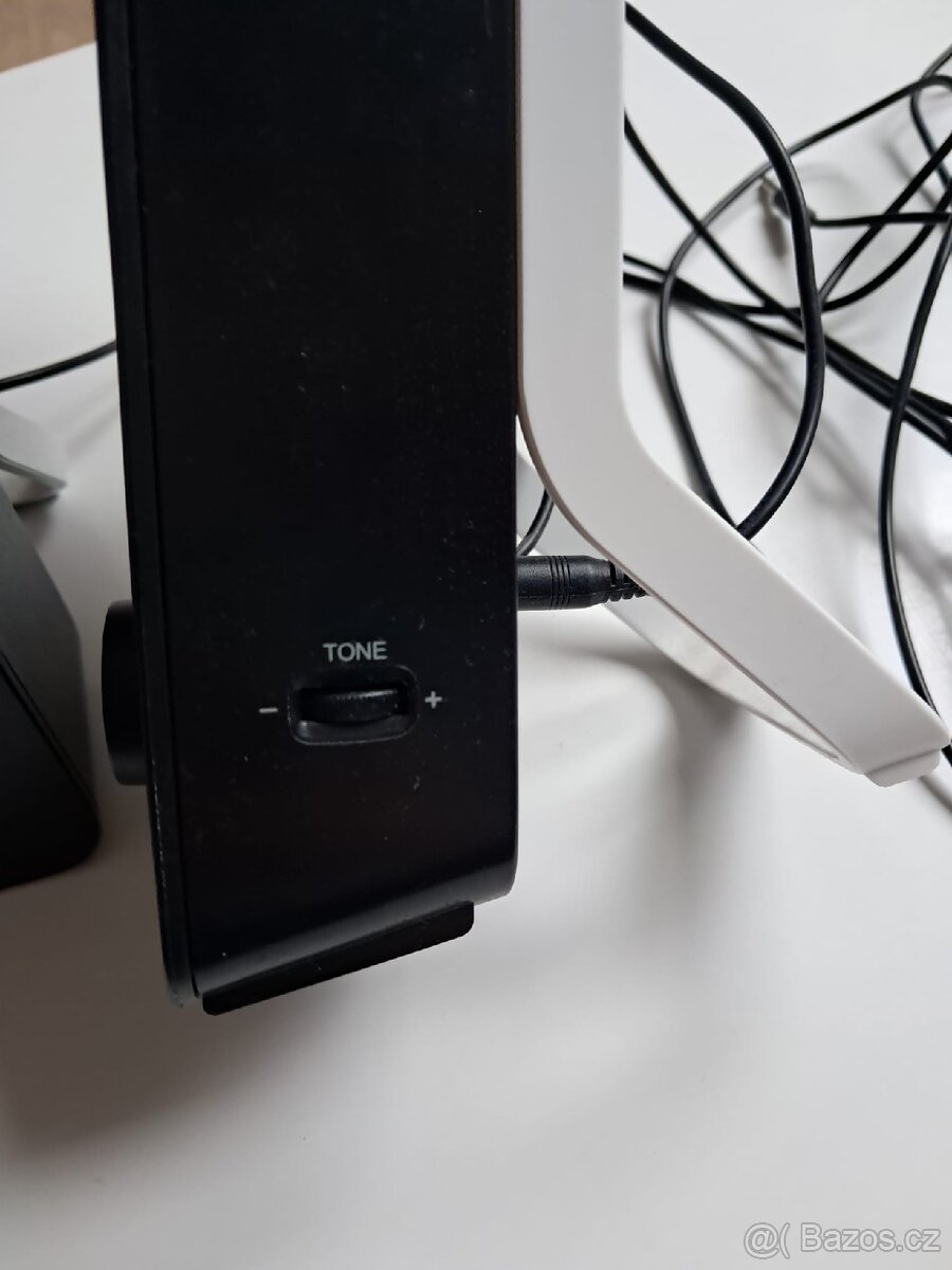 reproduktory k pc Logitech Z200 - 3