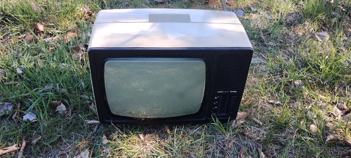 Merkur televize -stará černobílá - 3