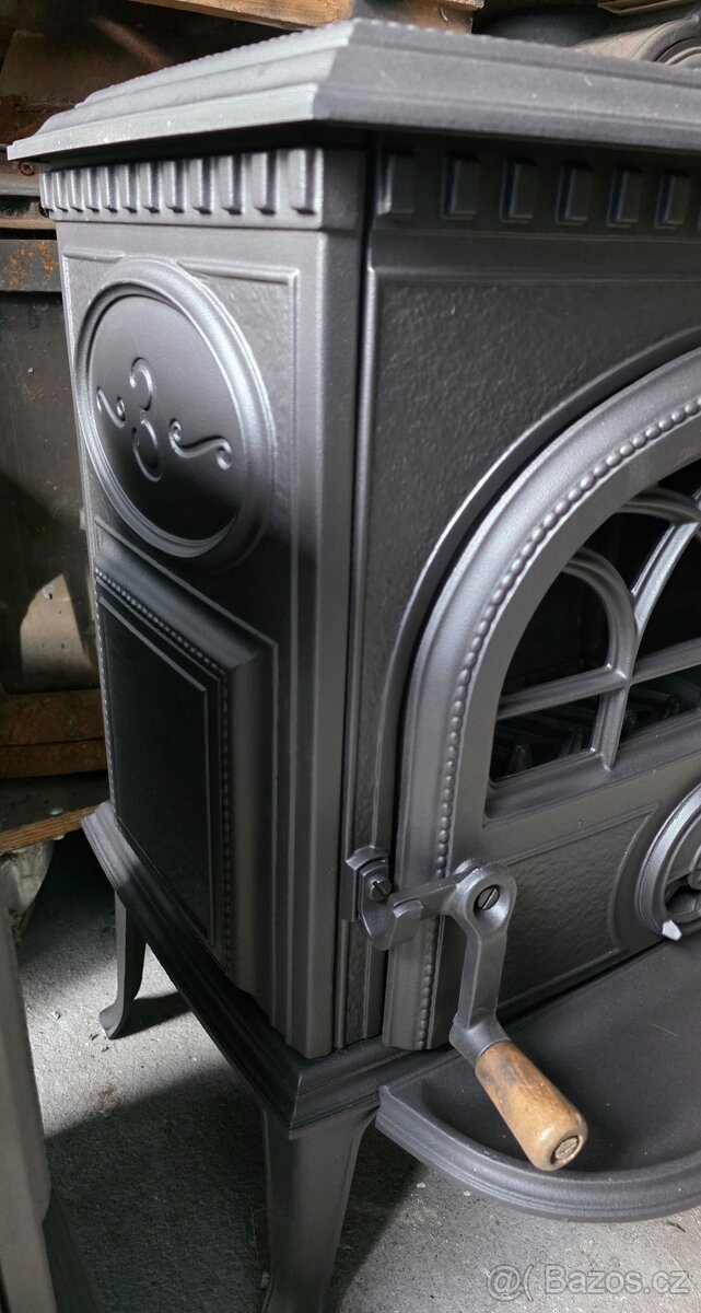 Litinová kamna Jotul F 3 černý lak - 3