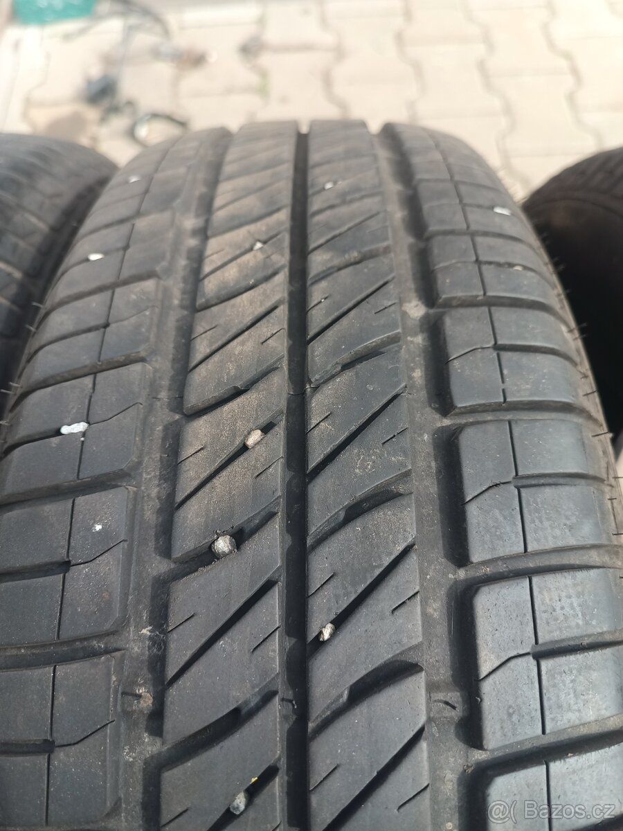 195/65/15 sava - 3
