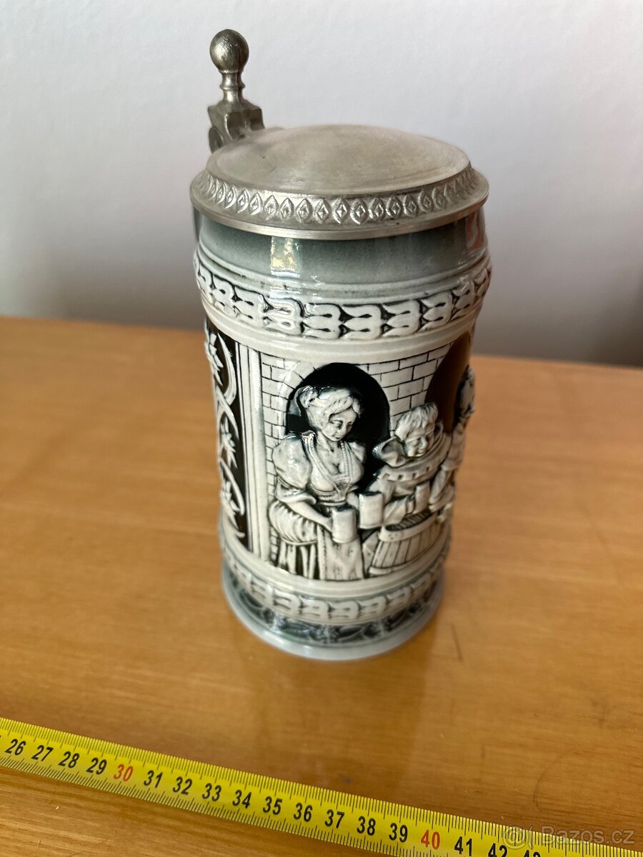 Okrasný keramický džbánek na pivo korbel - 3