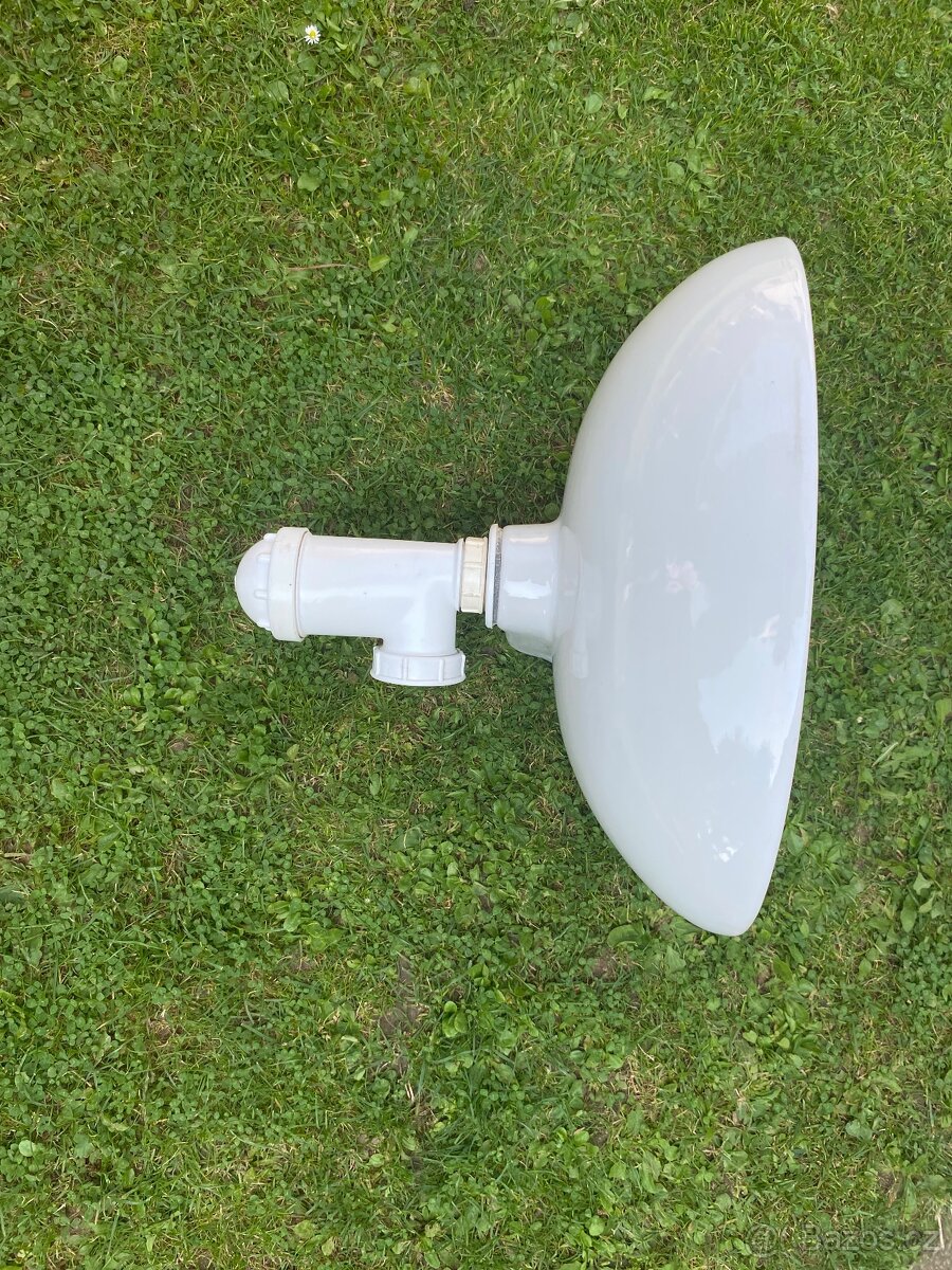 Malé umyvadlo se sifónem - 3