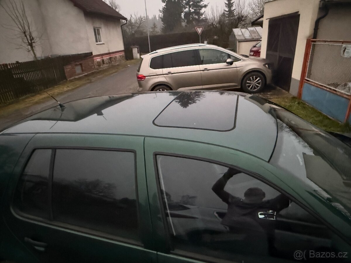 Volkswagen golf 1,6 automat,benzin - 3