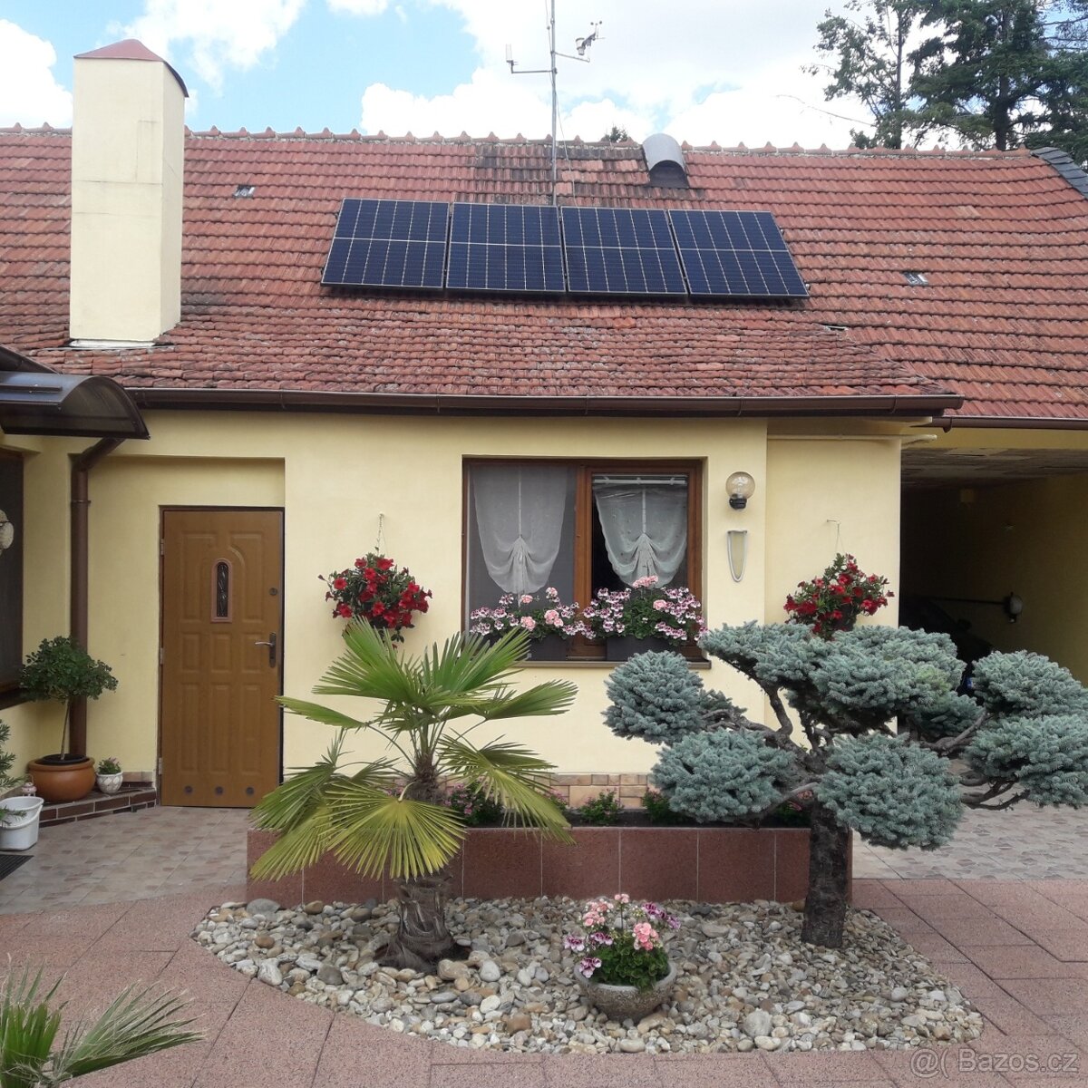 Prodej RD v Rousínově, užitná plocha 230m2, pozemek 1980m2 - 3