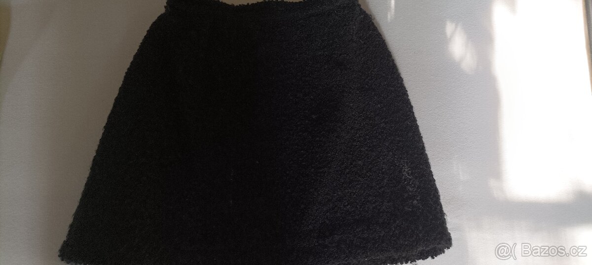 Čtyři dámské sukně vel. 38 - 3