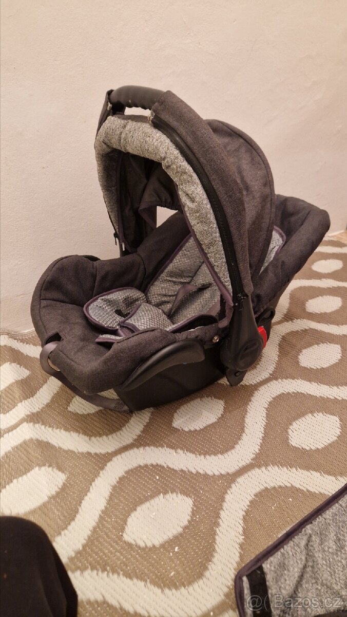 Kočárek Cayman - 3