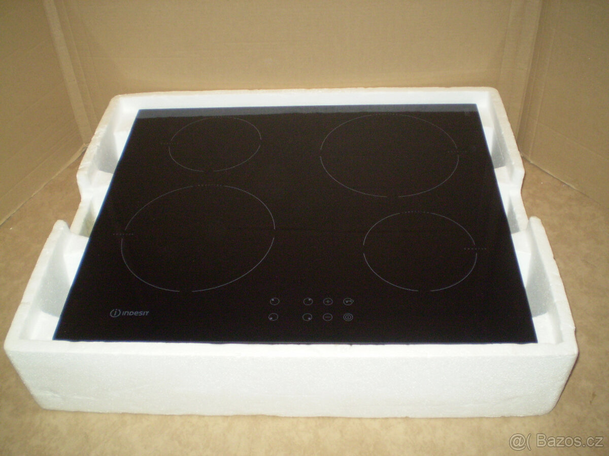 Indukční varná Indesit VIB 644 C E - 3