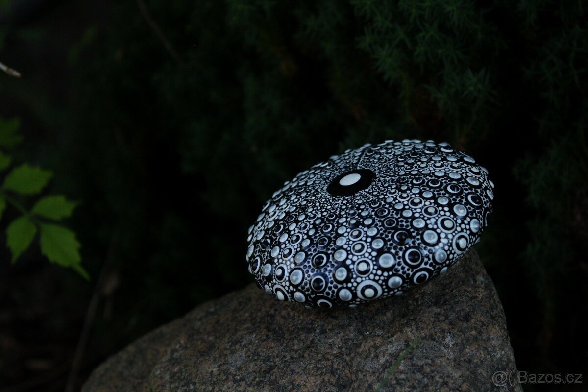 Mandala Black & White DotArt - 3