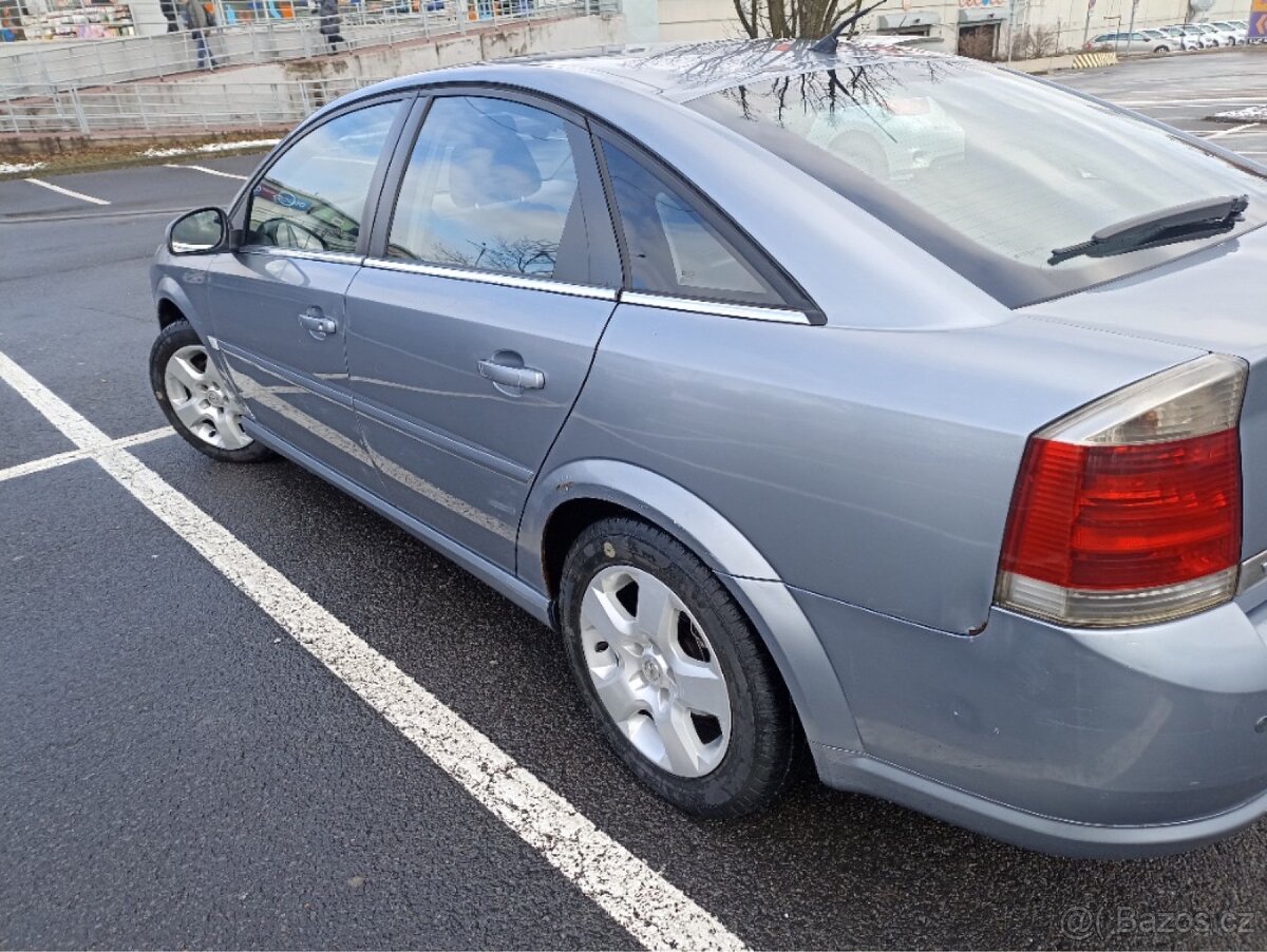 Opel Vectra C GTS 1.9 CDTI 110kw - 3
