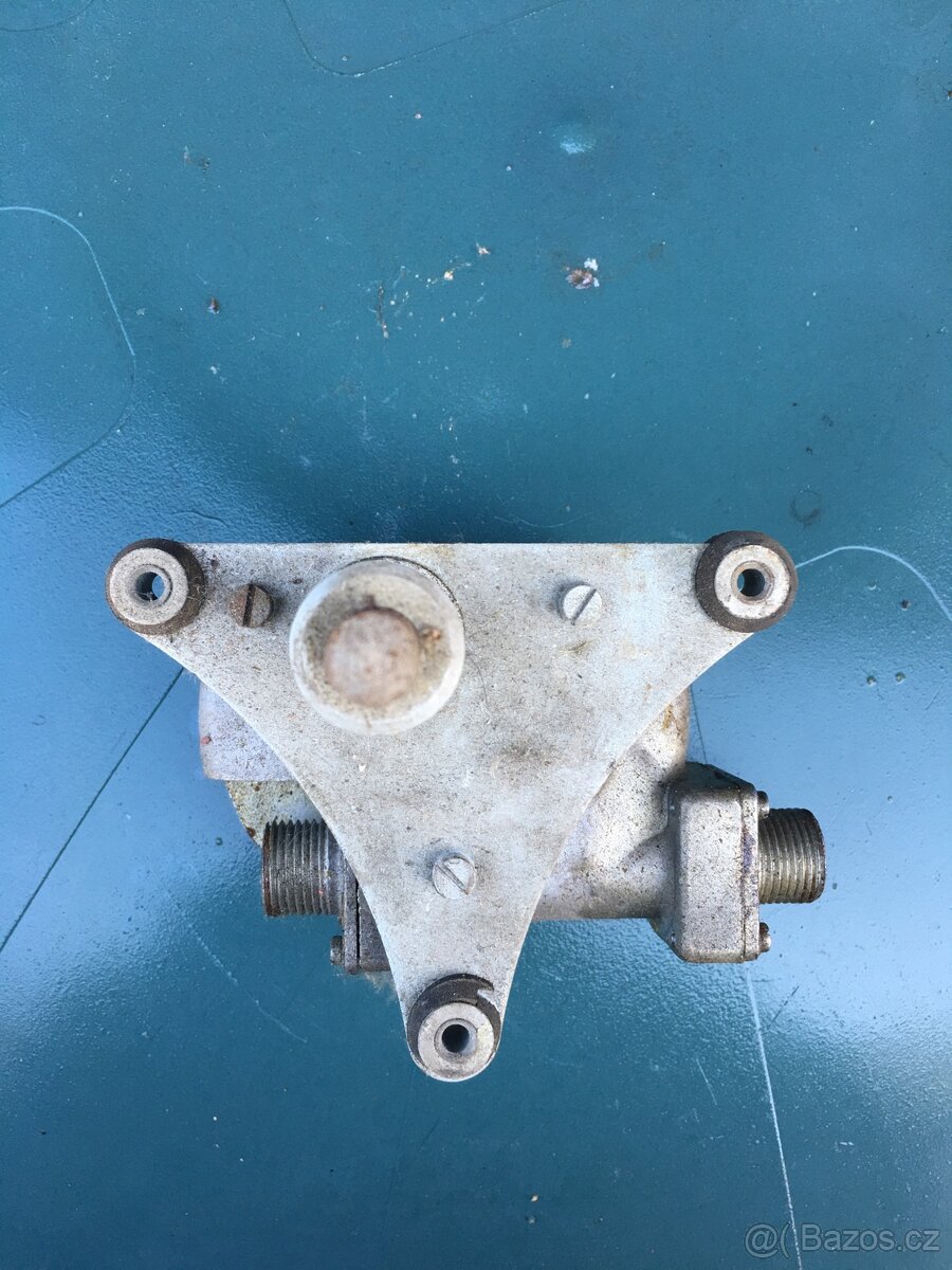 Prodam mororek steracu a blinkr Tatra 148 - 3