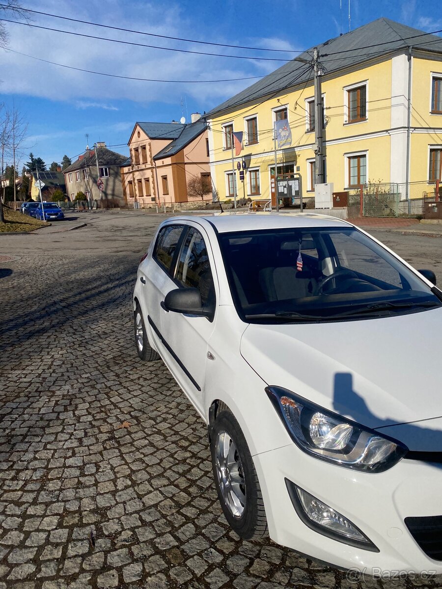 Hyundai i20 - 3