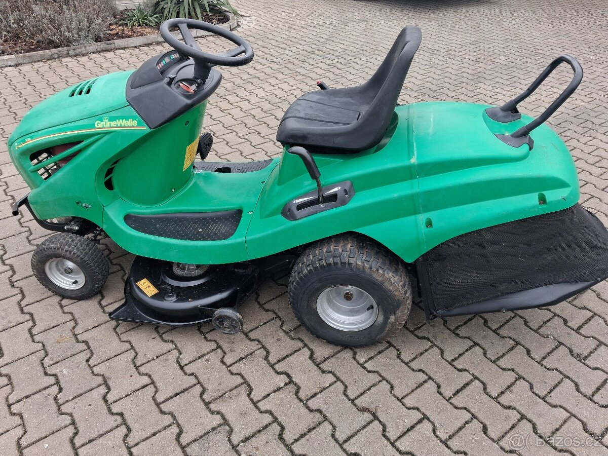 ZAHRADNI TRAKTOR DVOUVALEC - 3