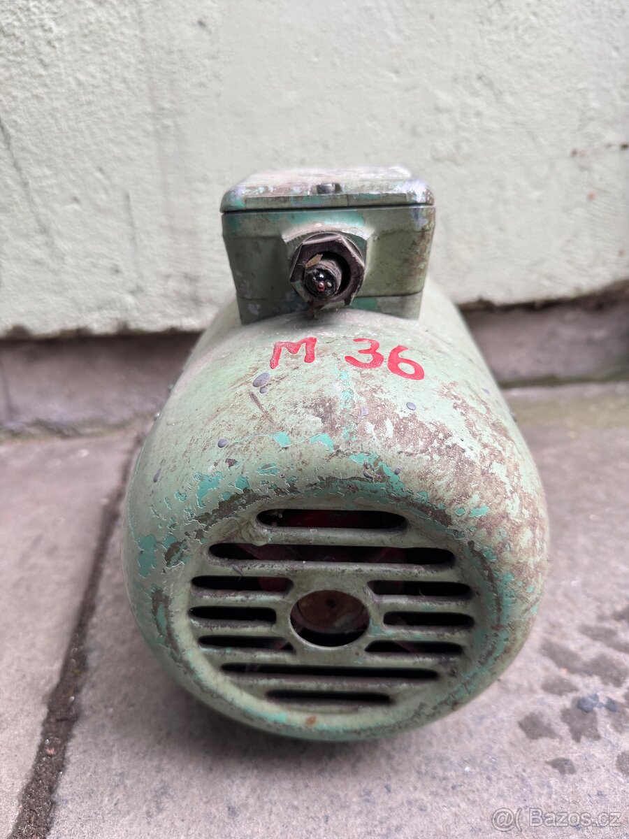 Prodám třífázový elektromotor - 3