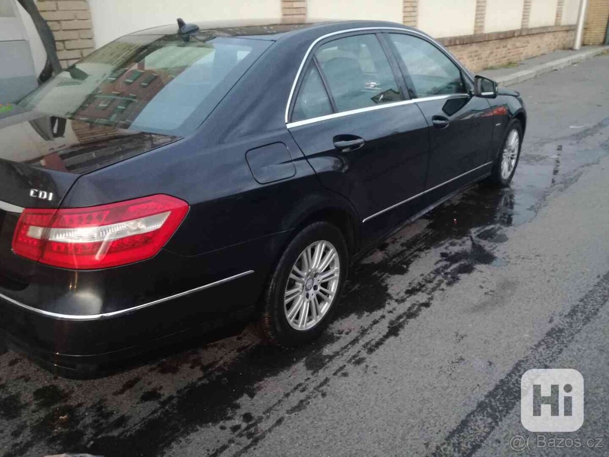 Mercedes E220 cdi 125 kw blueefficiency - 3