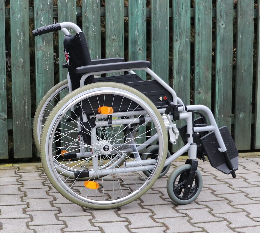 073-Mechanický invalidní vozík B+B. - 3