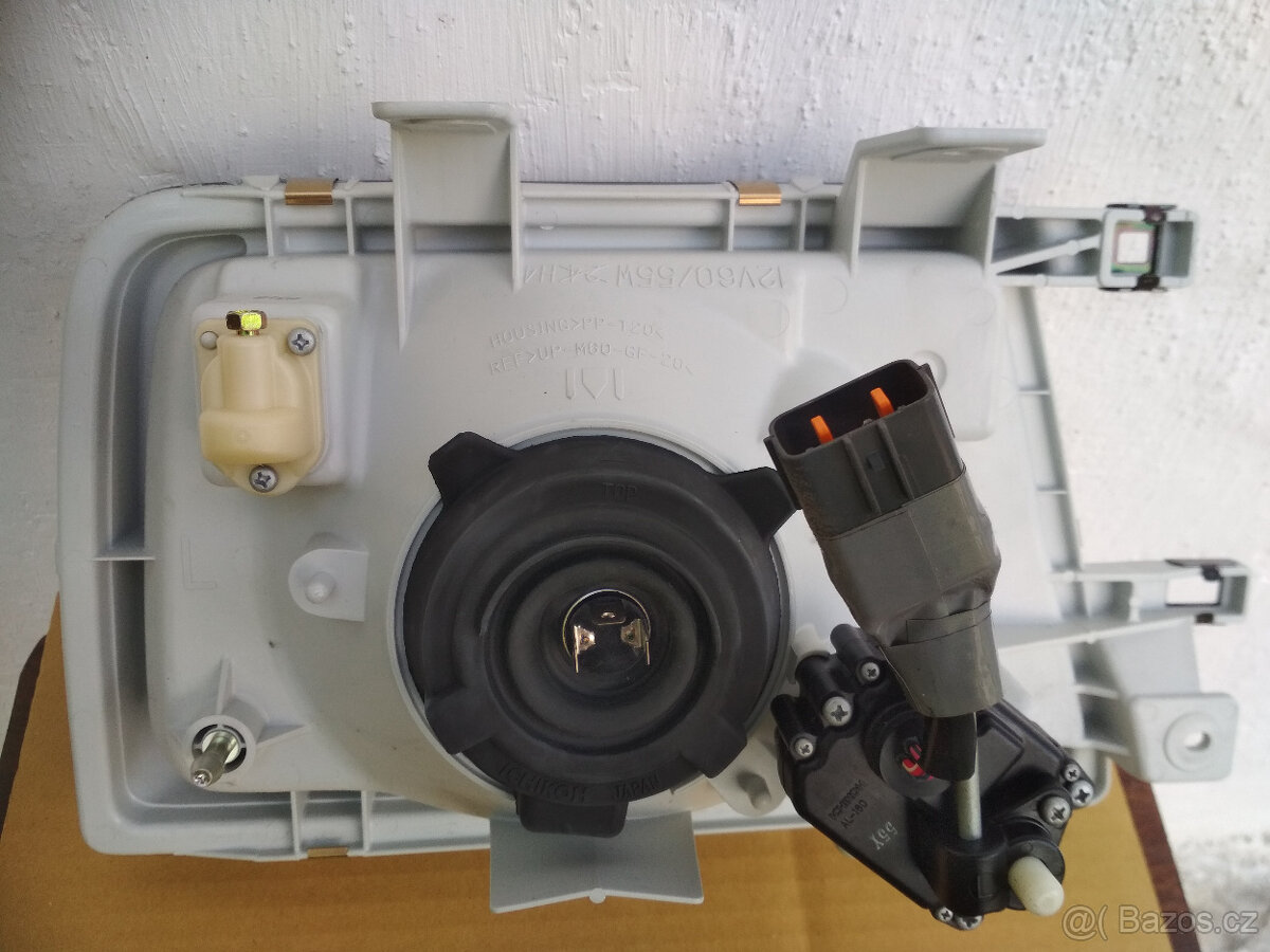 Přední světla na Daihatsu Feroza - 3