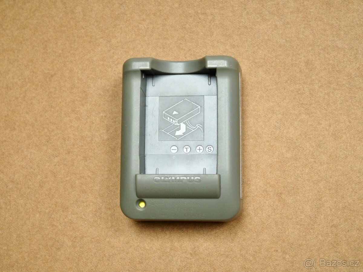Nabíječka Olympus BCS-5 + baterie Olympus BLS-5 - 3