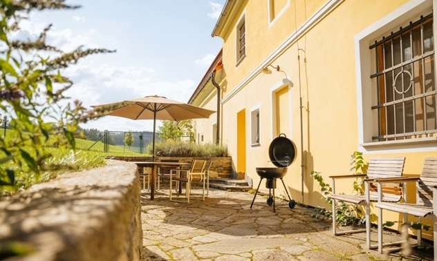 Objekt bývalého statku Český Krumlov, 5 km stranou - 3