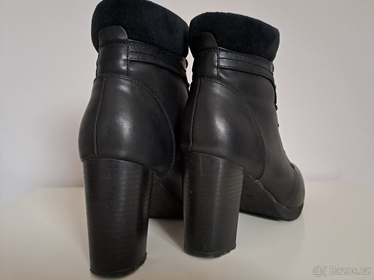 Šněrovací kotníková obuv Body Flirt s vysokým podpatkem - 3