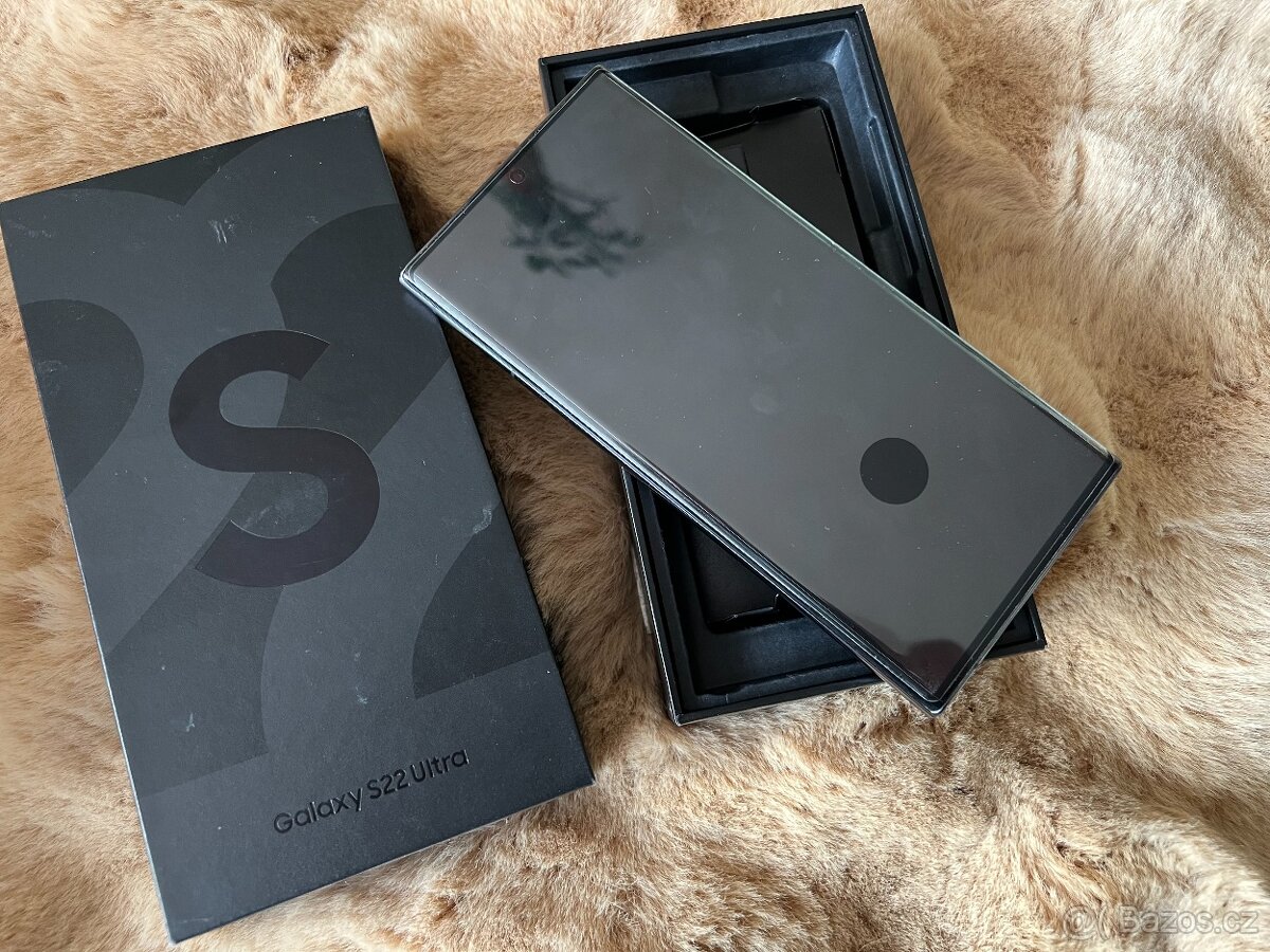 Samsung Galaxy S22 Ultra 256GB Phantom Black, komplet, kryty - 3