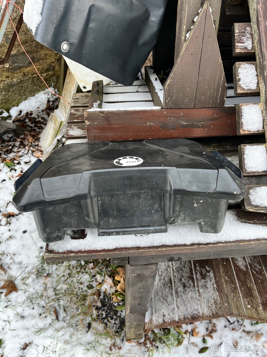 Prodám Kufr Kufřík Can-am - 3